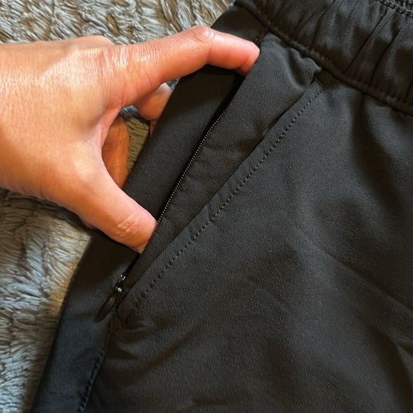 Goodfellow & Co Men’s Joggers - Picture 3 of 5